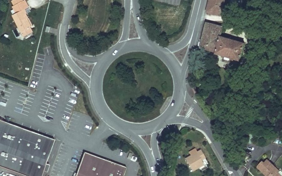 Vue aérienne du Rond-Point de l'Arize