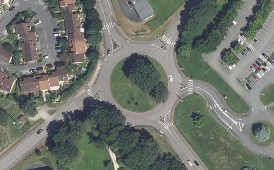 Vue aérienne du Rond-Point des Anciens Combattants de l'Union Française et d'Outre Mer