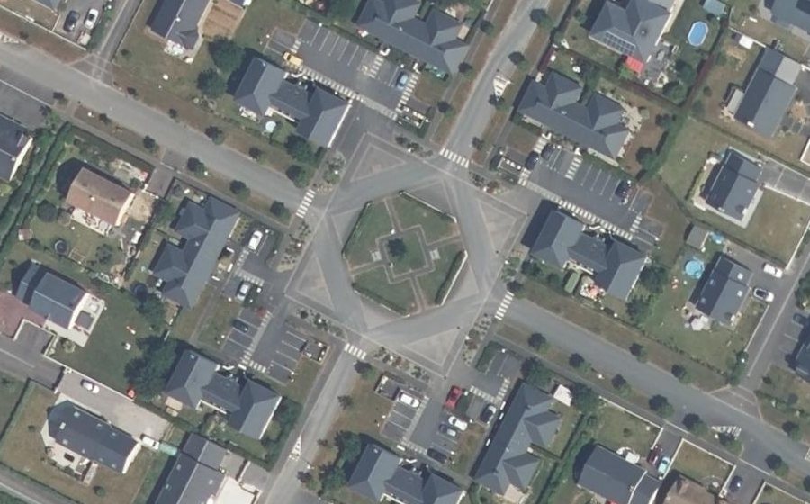 Vue aérienne du Place André Gauderlot