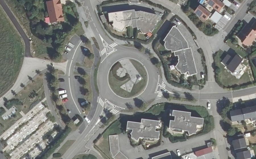 Vue aérienne de la Place du Souvenir Français
