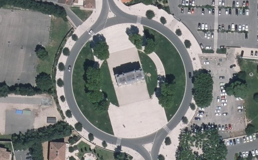 Vue aérienne du Rond-Point de l'Arc de Triomphe