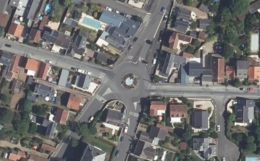 Vue aérienne du Place des Trois Croix