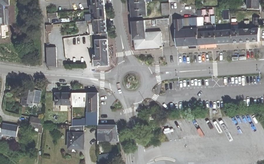 Vue aérienne du Rond-point anonyme n°35004383