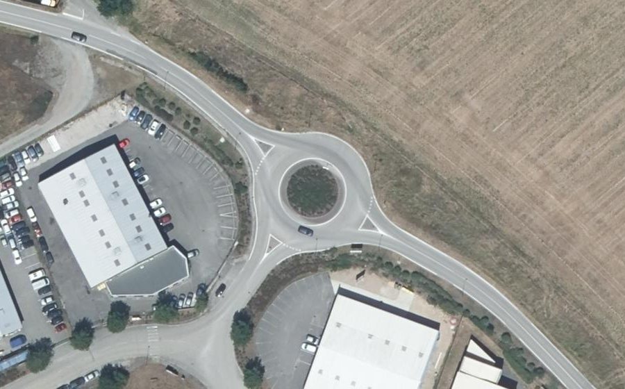 Vue aérienne du Rond-point anonyme n°35014149
