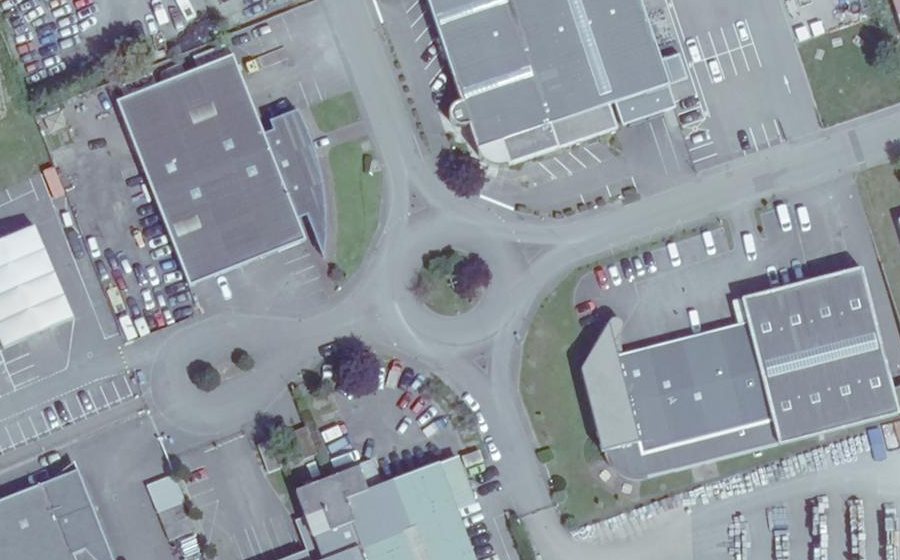 Vue aérienne du Rond-point anonyme n°35015288