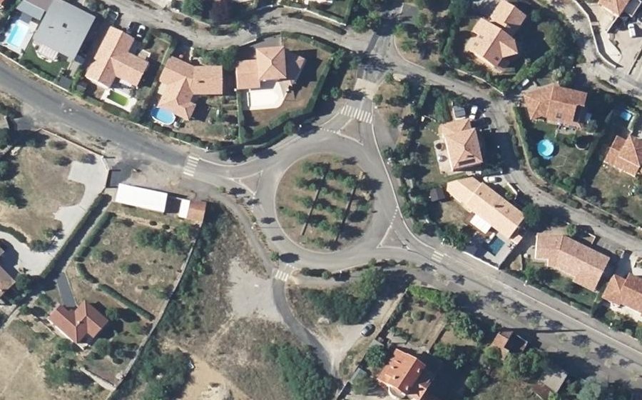 Vue aérienne du Rond-point anonyme n°35029870