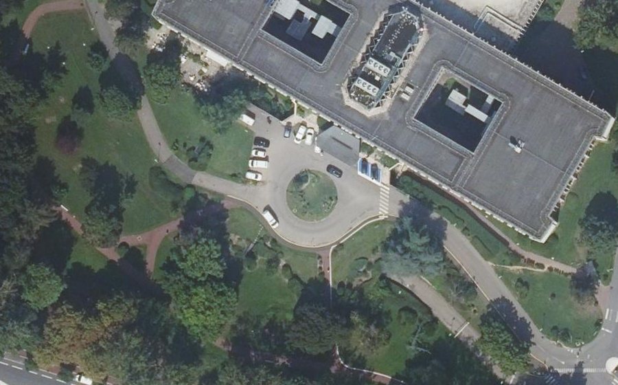 Vue aérienne du Rond-point anonyme n°35150419