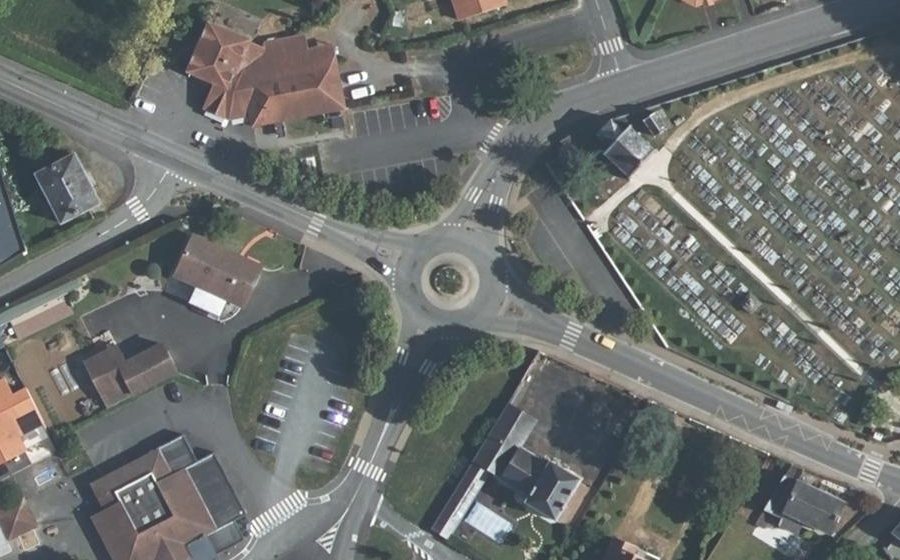 Vue aérienne du Rue de la Mairie de Valanjou