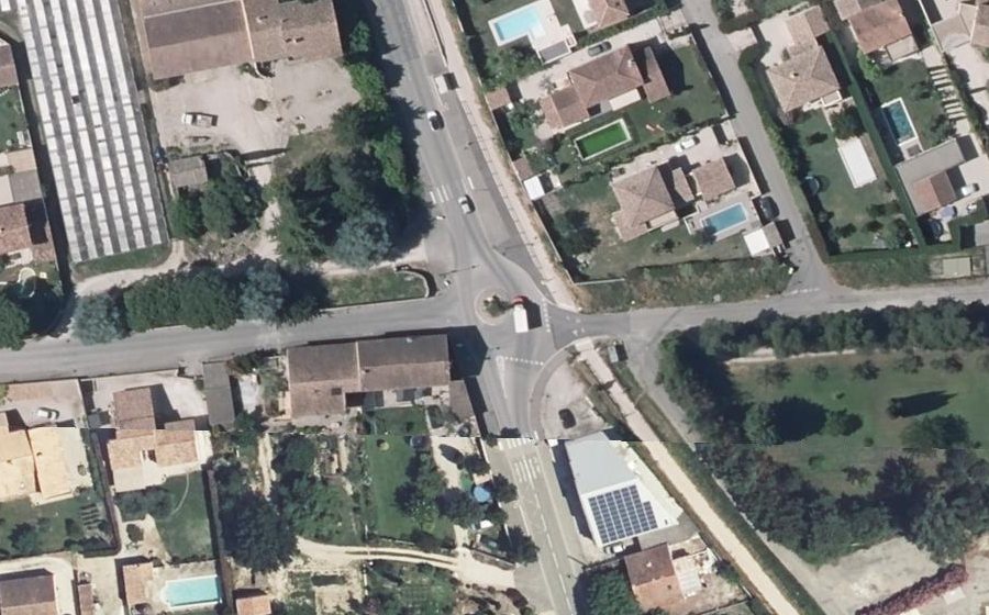 Vue aérienne du Rond-point anonyme n°35675000