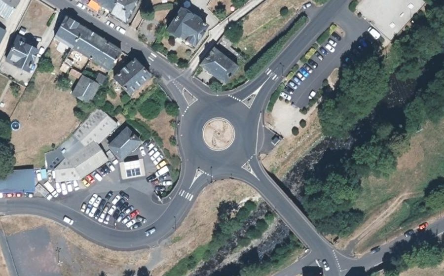 Vue aérienne du Rond-point anonyme n°3599615