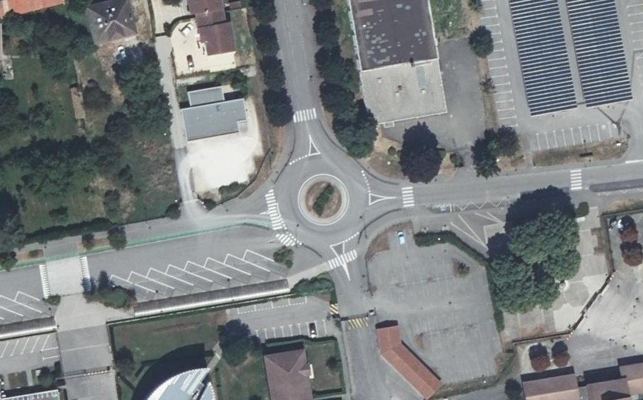 Vue aérienne du Rond-point anonyme n°36001297