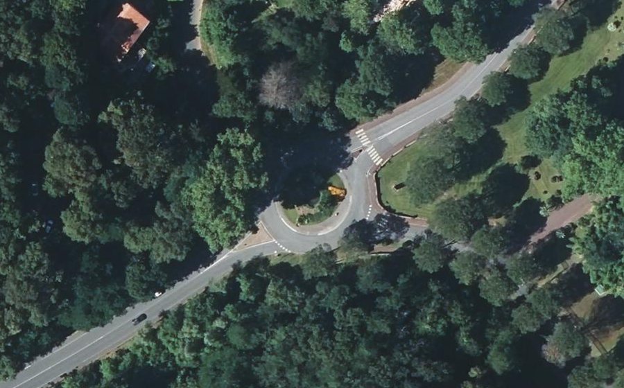 Vue aérienne du Rond-point des Thermes