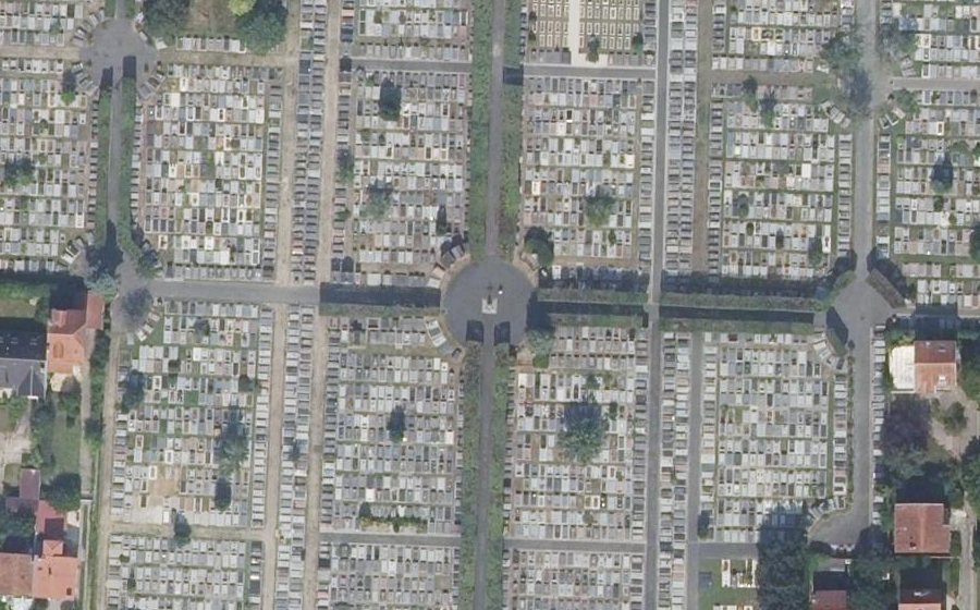 Vue aérienne du Rond-point anonyme n°361409998