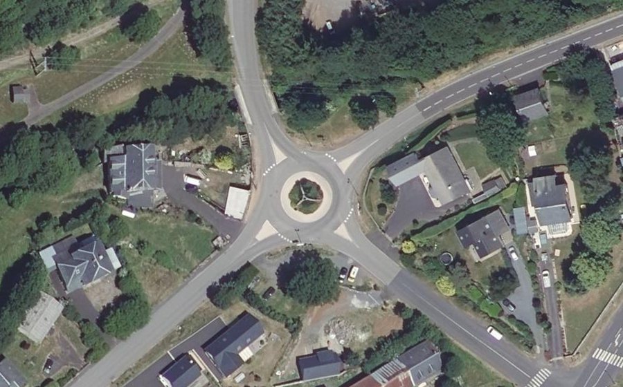 Vue aérienne du Rond-point anonyme n°3614211