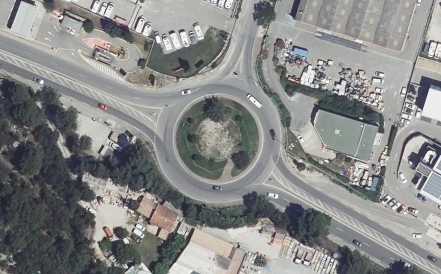 Vue aérienne du Rond-point anonyme n°3625528