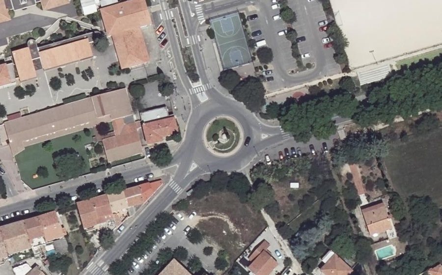 Vue aérienne du Rond-point anonyme n°3625545