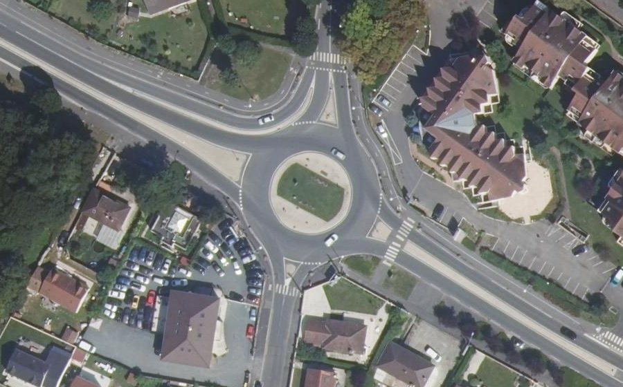 Vue aérienne du Rond-Point de la Saussaie