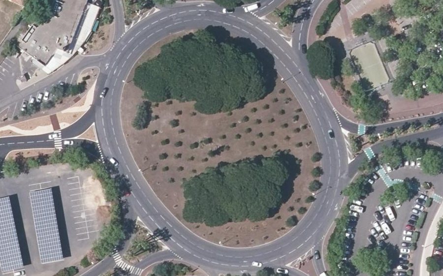 Vue aérienne du Rond-Point des Tours de Saint-Martin