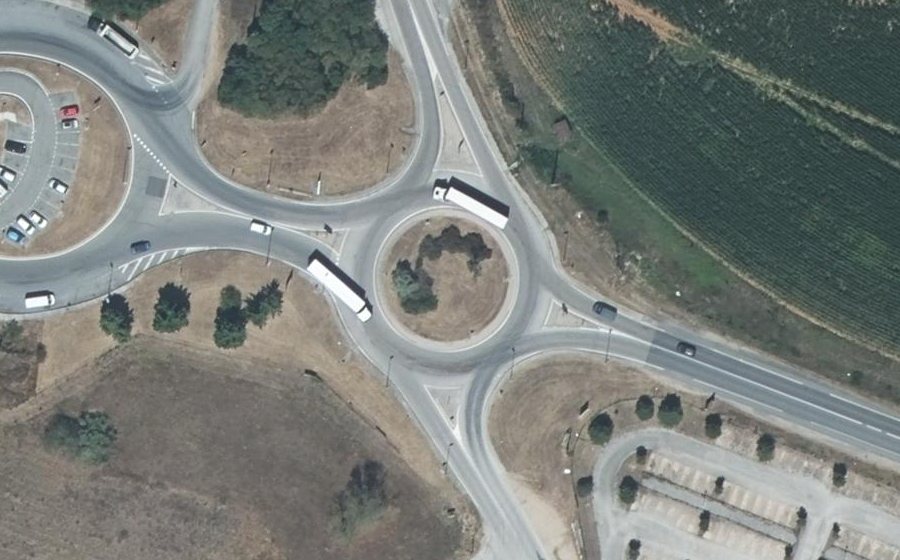 Vue aérienne du Rond-point anonyme n°36991997