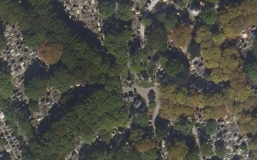 Vue aérienne du Rond-point anonyme n°37105634