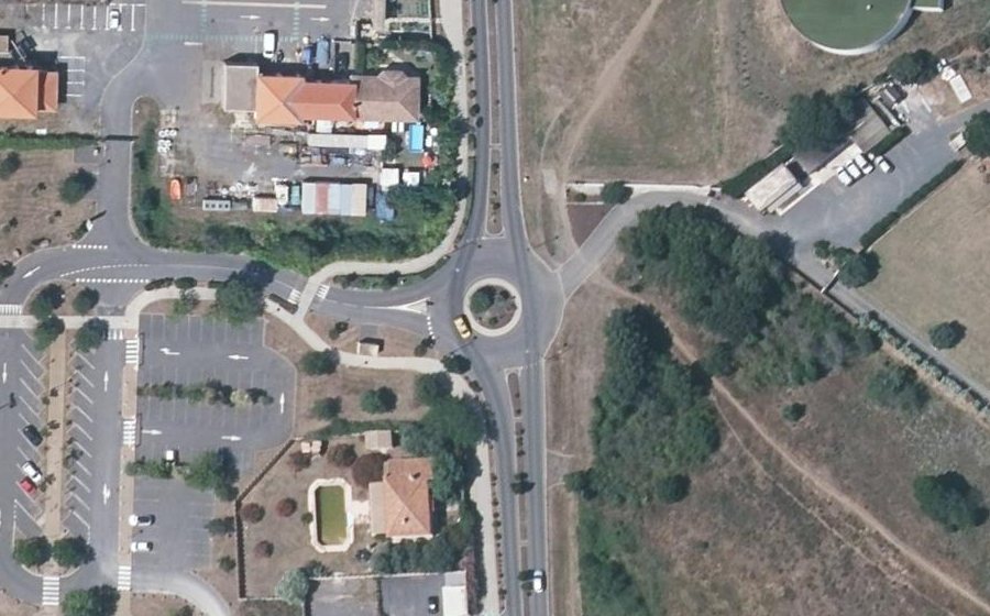 Vue aérienne du Rond-Point des Champs Blancs