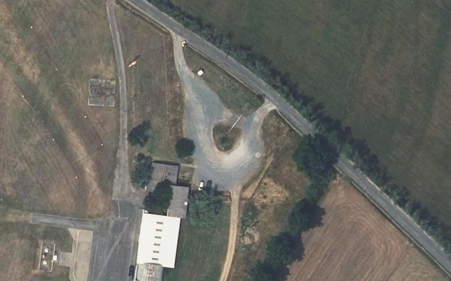 Vue aérienne du Rond-point anonyme n°372010305