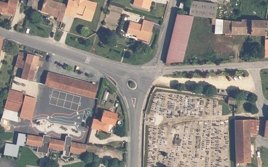 Vue aérienne du Rue des Écoles