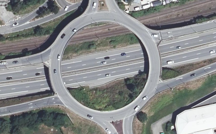 Vue aérienne du Rond-point anonyme n°3805193