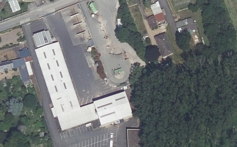 Vue aérienne du Rond-point anonyme n°38546293