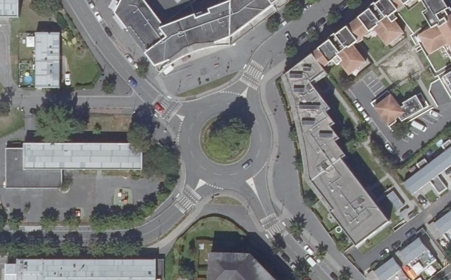 Vue aérienne du Rond-Point Arc en Ciel