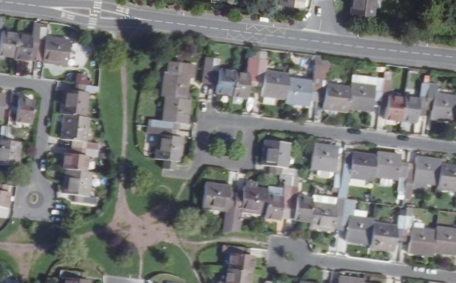 Vue aérienne du Rond-point anonyme n°38857966