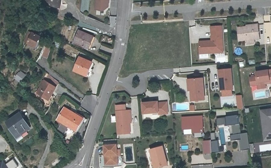 Vue aérienne du Rond-point anonyme n°390542990