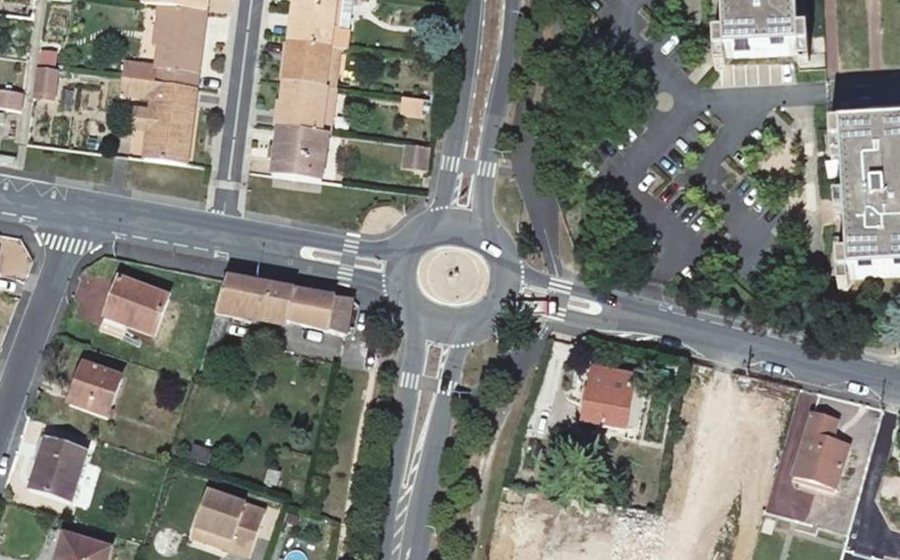 Vue aérienne du Rond-Point des Médaillés Militaires