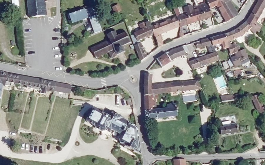 Vue aérienne du Rond-Point de l'Église