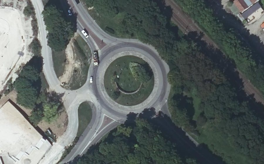 Vue aérienne du Rond-Point de l'Ordre National du Mérite