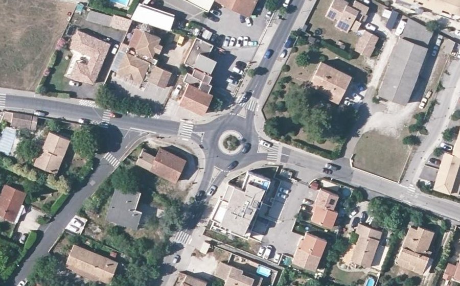 Vue aérienne du Rond-point anonyme n°40007164
