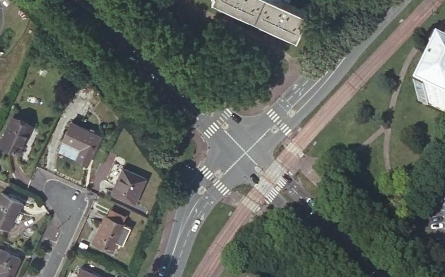 Vue aérienne du Rond-point anonyme n°40008827