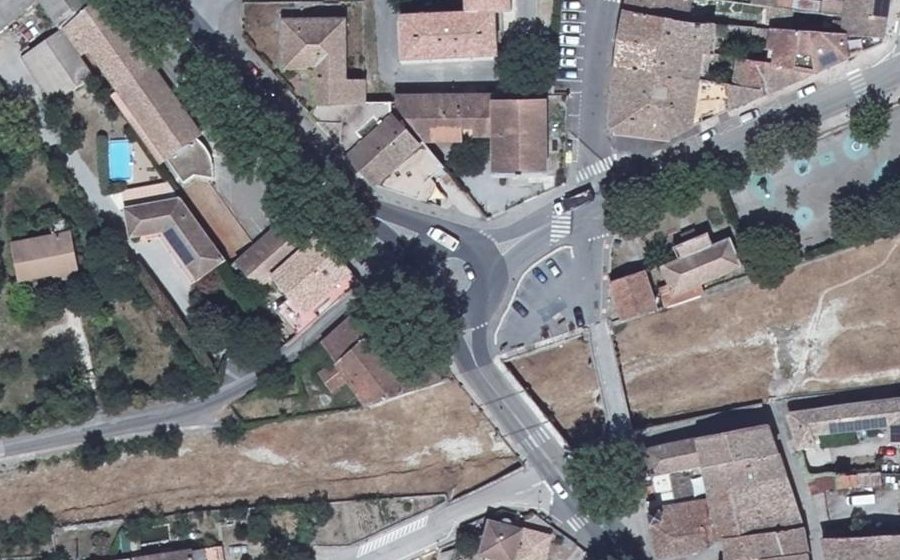Vue aérienne du Rond-point anonyme n°40010598