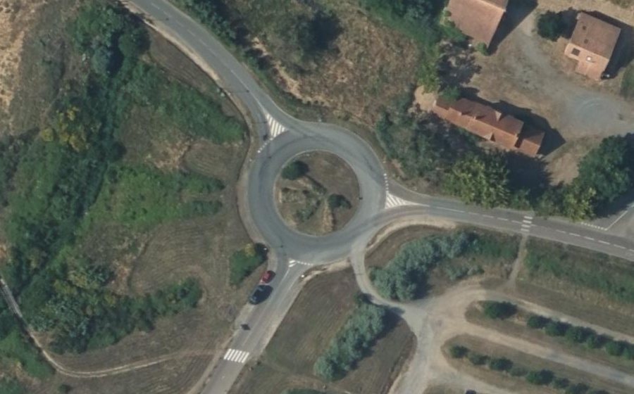 Vue aérienne du Rond-point anonyme n°40017823