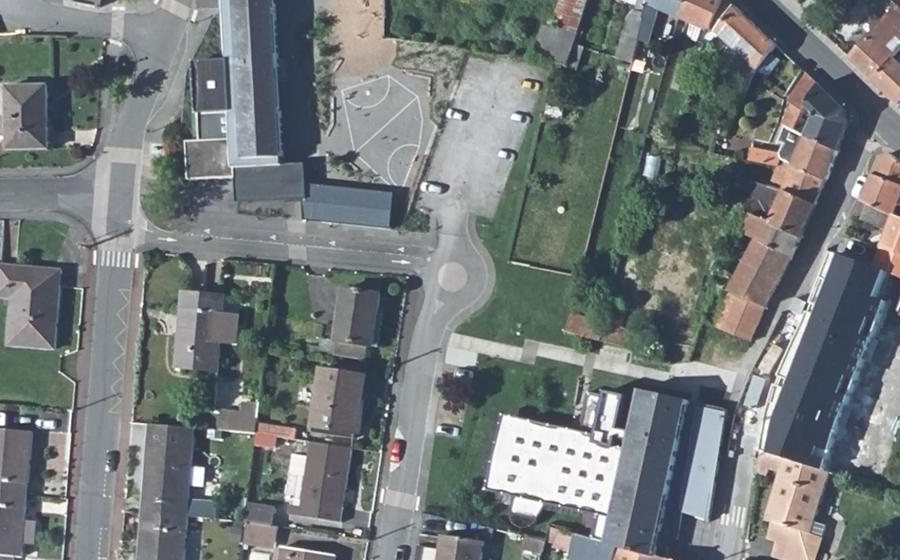 Vue aérienne du Rond-point anonyme n°40029167