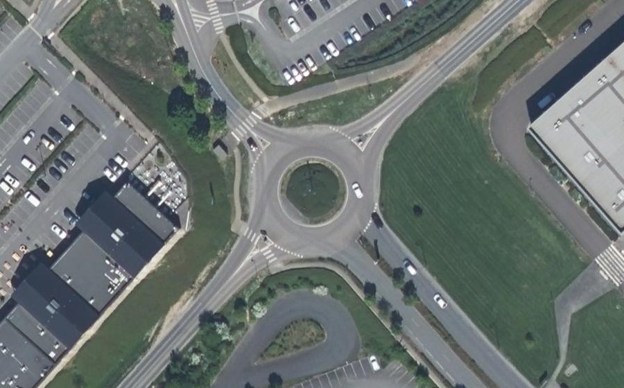 Vue aérienne du Rond-point anonyme n°40034502
