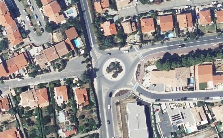 Vue aérienne du Rond-point anonyme n°400610030