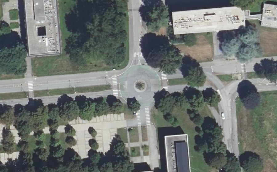 Vue aérienne du Rond-point anonyme n°4014815