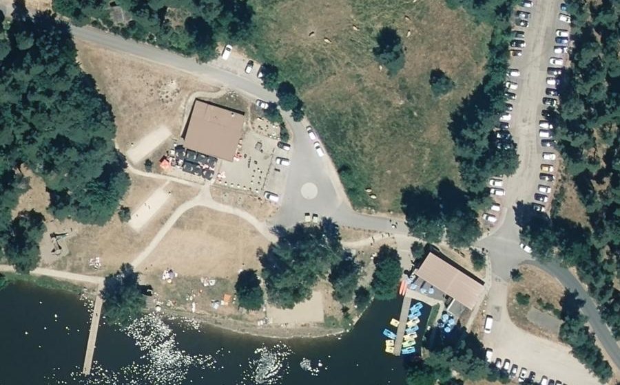 Vue aérienne du Rond-point anonyme n°402181721