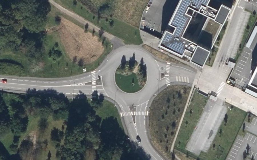 Vue aérienne du Giratoire du Général Le Troadec