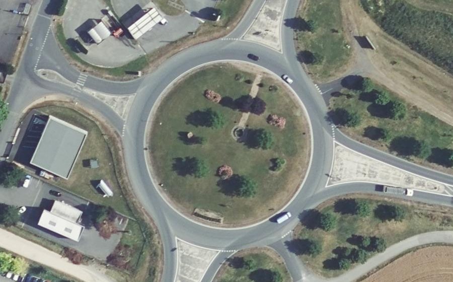 Vue aérienne du Rond-point anonyme n°4038671