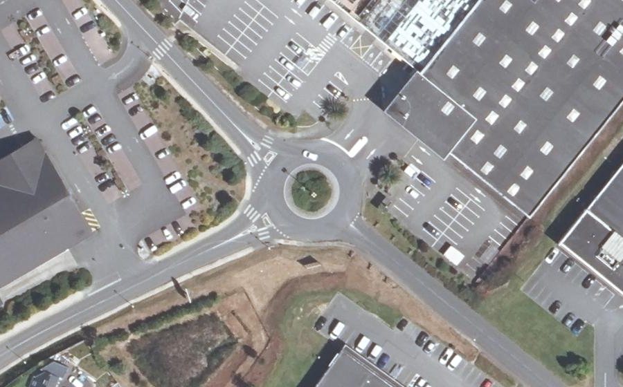 Vue aérienne du Rond-point anonyme n°4038904