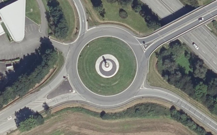 Vue aérienne du Rond-point anonyme n°4043289
