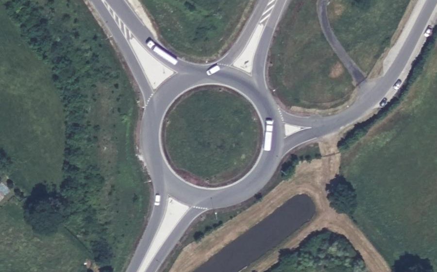 Vue aérienne du Rond-point anonyme n°40501676