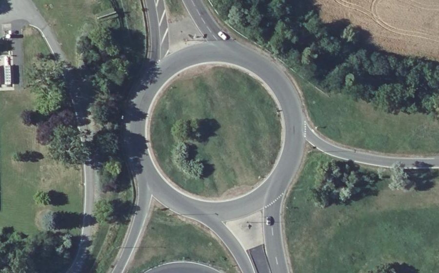 Vue aérienne du Rond-point anonyme n°4059837